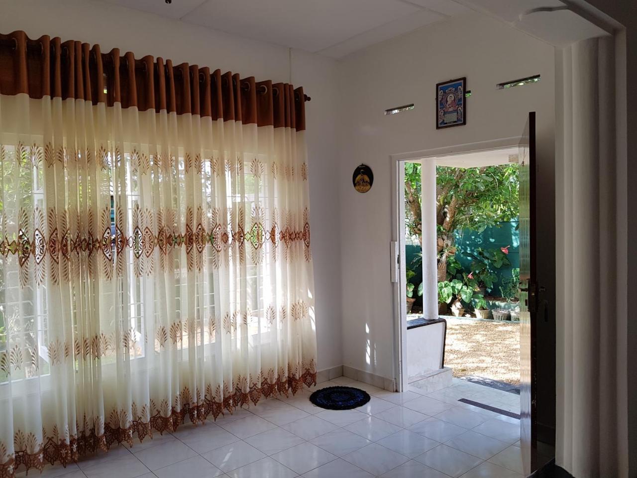 Lotus Villa Bentota Luaran gambar