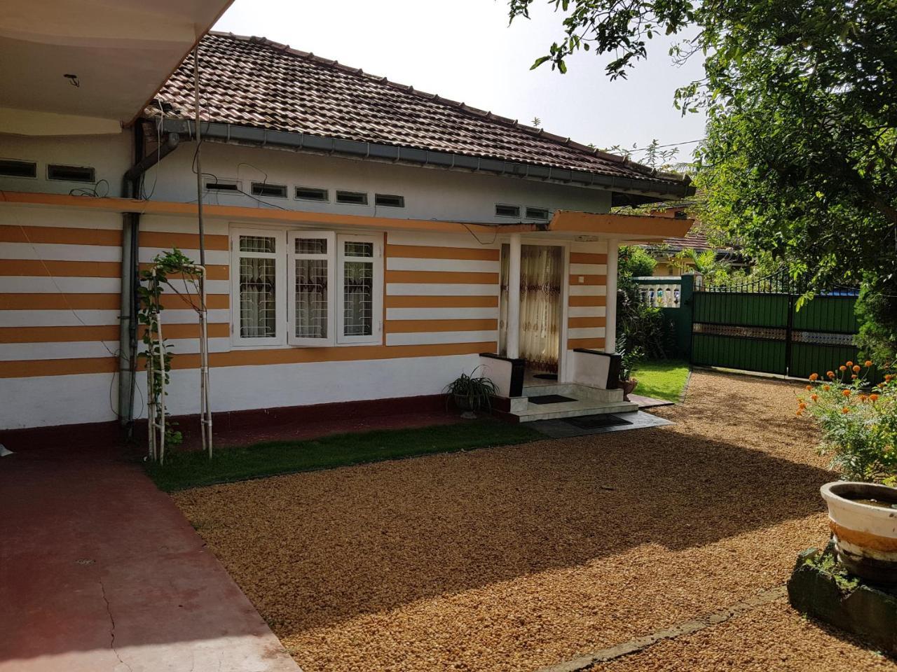 Lotus Villa Bentota Luaran gambar